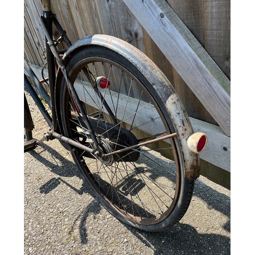 210 - Pre war ladies Rudge bicycle great WWII re-enactment prop.

This lot is collection only