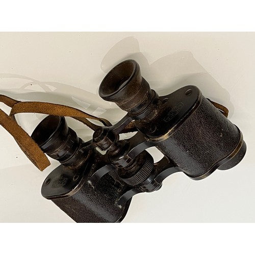 169 - Militaria, a pair of cased WWI German military binoculars, Oigee Oigtur army field glasses 

This lo... 