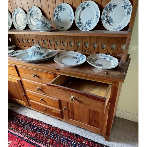 11 - Pine kitchen dresser, 171 m wide x 183 cm high.

This lot is collection only