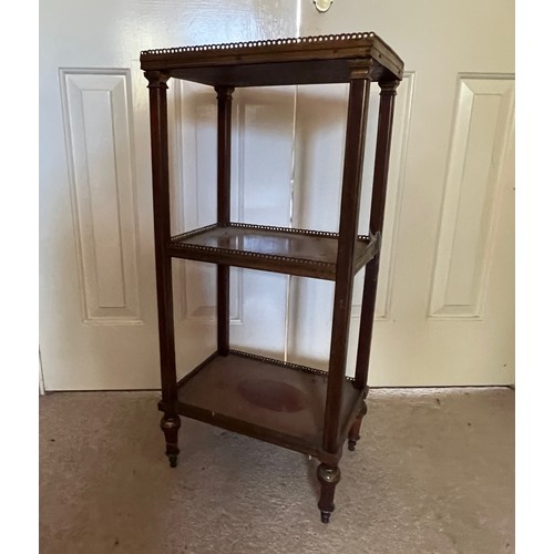 20 - A three tier wot not with brass galleries to the shelves, 36 cm x26 cm x 56 high.

This lot is colle... 