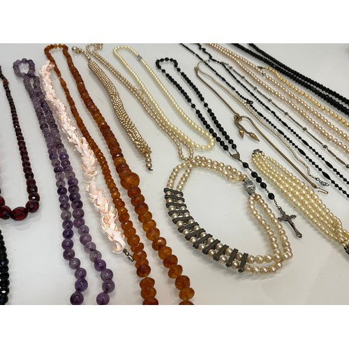 87 - A collection of necklaces.

This lot is available for in-house shipping