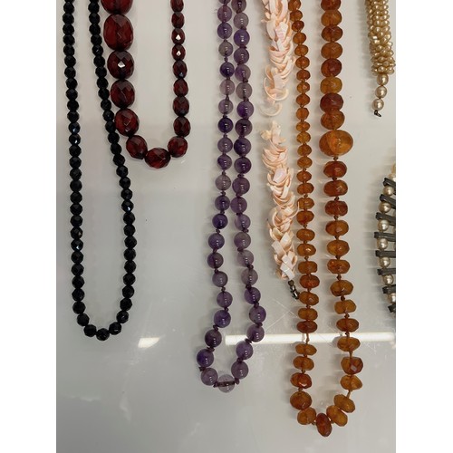 87 - A collection of necklaces.

This lot is available for in-house shipping