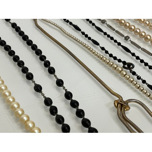 87 - A collection of necklaces.

This lot is available for in-house shipping