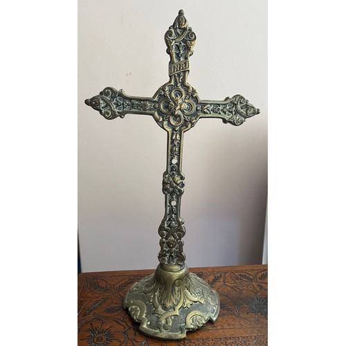 393 - Cast brass crucifix on stand.

This lot is available for in-house shipping