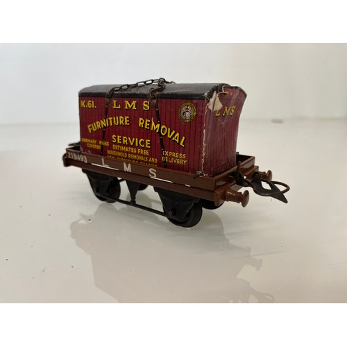 423 - Boxed Hornby O gauge Furniture Removal Wagon

This lot is available for in-house shipping