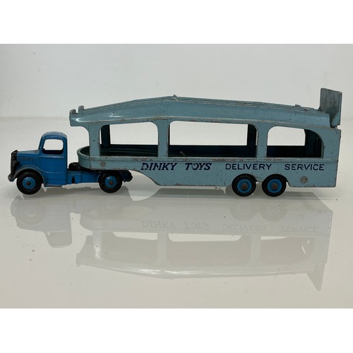 445 - A collection of diecast Dinky toys, commercial lorries and trucks.

This lot is available for in-hou... 