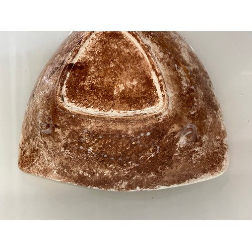 466 - Art pottery triangular shaped dish marked GS to the base, 24 cm and 7 cm deep

This lot is available... 