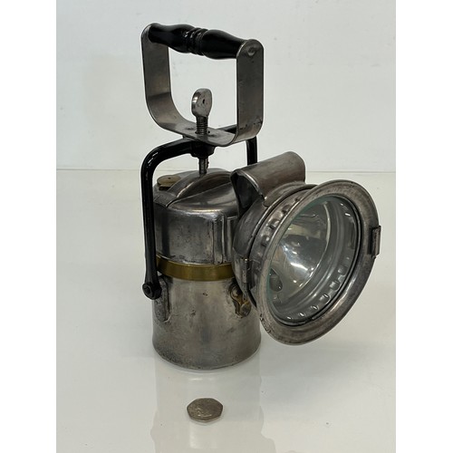 473 - Vintage Railways hand lamp, The Premier Lamp made by Crestella Engineering Ltd Leeds in original unp... 