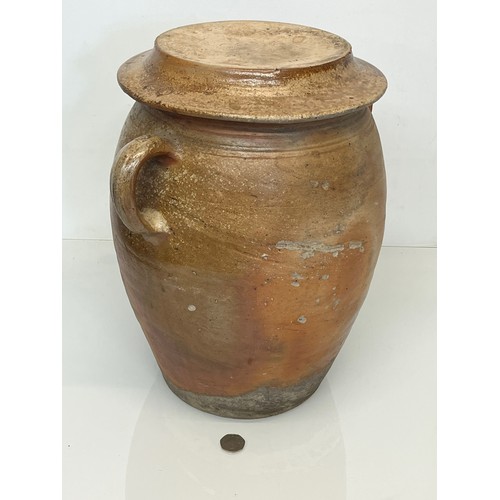 463 - Large stoneware lidded storage pot, 28 cm x 40 cm high.

This lot is collection only.