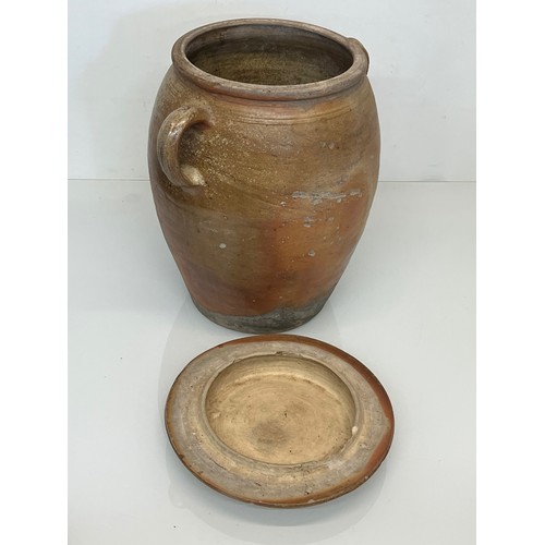 463 - Large stoneware lidded storage pot, 28 cm x 40 cm high.

This lot is collection only.