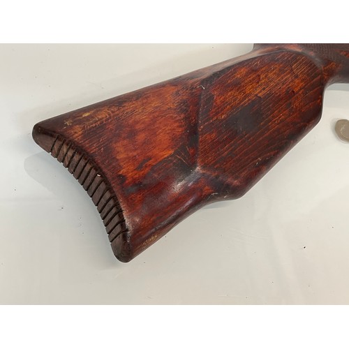 480 - Relum Tornado .177 air rifle with under lever action.

This lot is collection only.