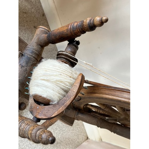125 - Spinning wheel with an 84 cm diameter wheel.

This lot is collection only