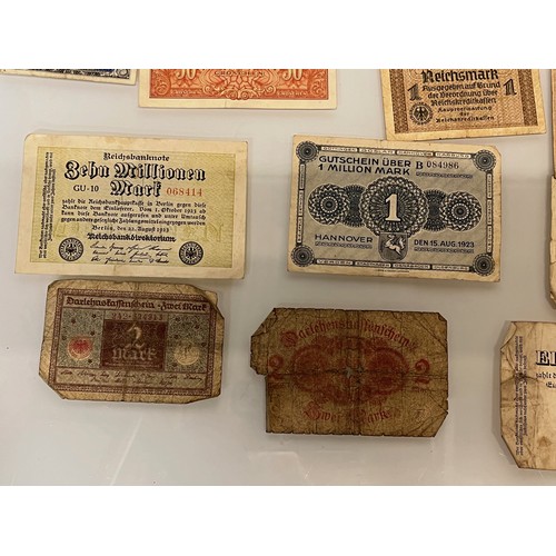 149 - Bank notes, 1914 – 1920’s, a collection of German bank notes etc.

This lot is available for in-hous... 