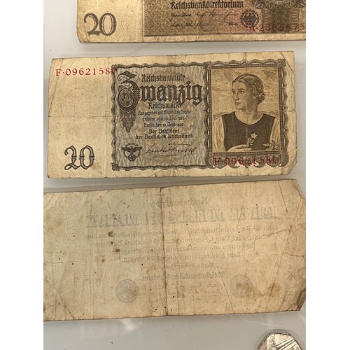 149 - Bank notes, 1914 – 1920’s, a collection of German bank notes etc.

This lot is available for in-hous... 