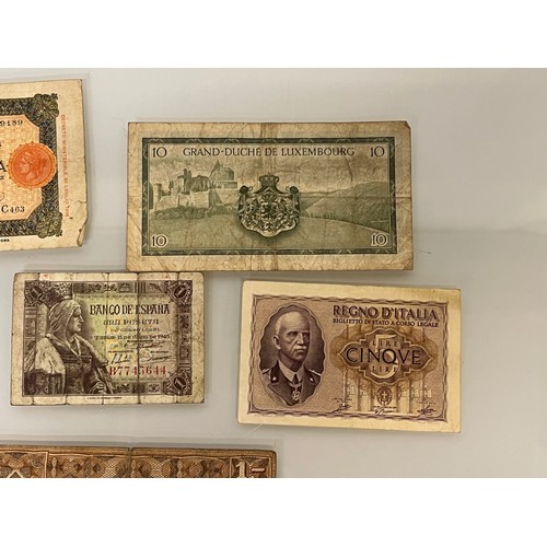 149 - Bank notes, 1914 – 1920’s, a collection of German bank notes etc.

This lot is available for in-hous... 