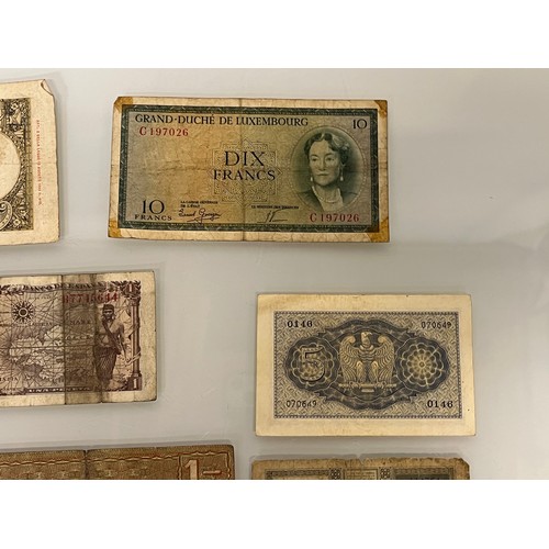 149 - Bank notes, 1914 – 1920’s, a collection of German bank notes etc.

This lot is available for in-hous... 