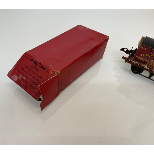 157 - Boxed Hornby O gauge Furniture Removal Wagon

This lot is available for in-house shipping