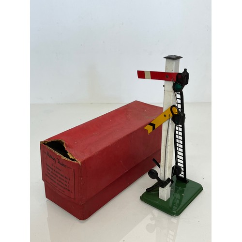 163 - Boxed Hornby O gauge No2 double arm signal.

This lot is available for in-house shipping