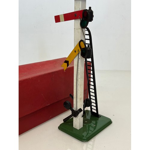 163 - Boxed Hornby O gauge No2 double arm signal.

This lot is available for in-house shipping