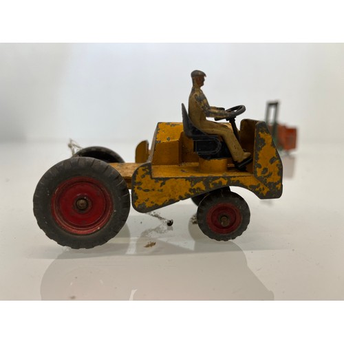 167 - A collection of diecast Dinky toys, tractors trailers etc.

This lot is available for in-house shipp... 