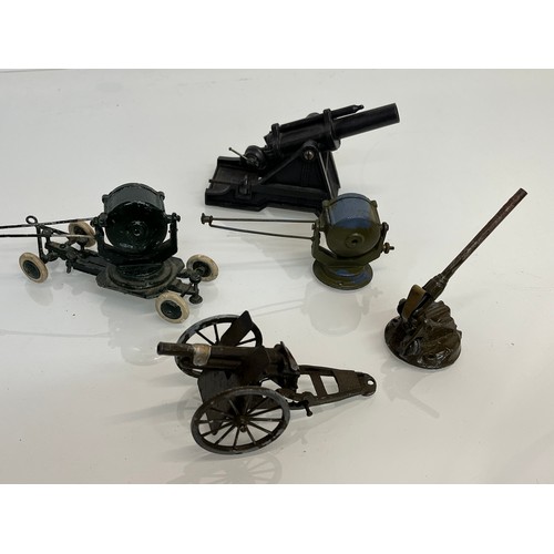 172 - Britains military toys, five in all.

This lot is available for in-house shipping.