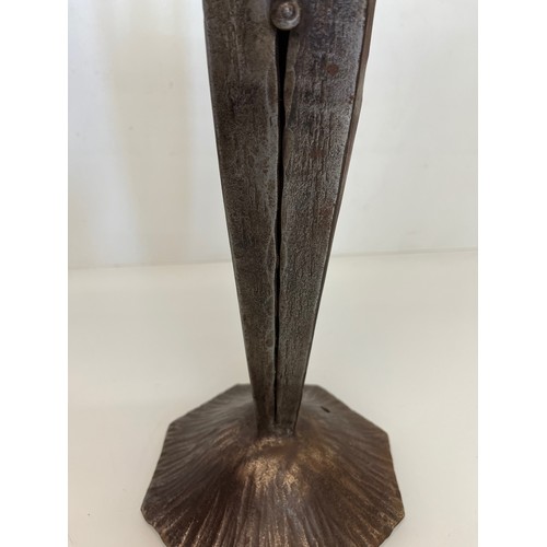 292 - A wrought iron Art Nouveau table lamp base, 50 cm high.

This lot is available for in-house shipping