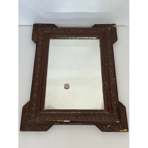 305 - Decorative early C20th wall mirror. 63.5 cm  x  49 cm.

This lot is collection only