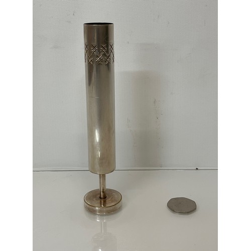 375 - Mid Century silver plated candle or taper stand by Arthur Price. 16 cm high.

This lot is available ... 