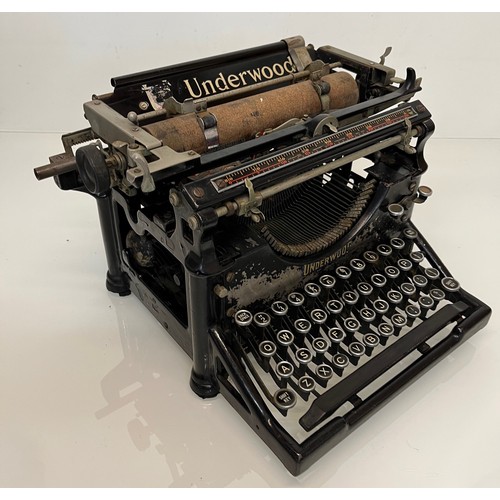 8 - Underwood typewriter, early C20th

This lot is available for in-house shipping