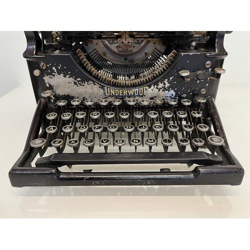 8 - Underwood typewriter, early C20th

This lot is available for in-house shipping