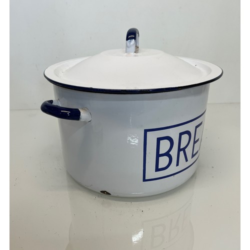 13 - Enamel bread bin 31 cm in diameter.

This lot is available for in-house shipping
