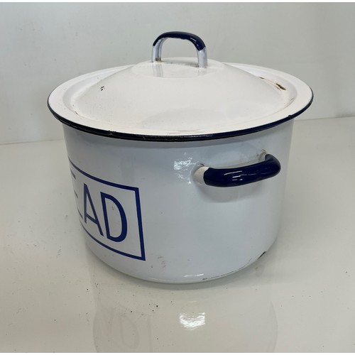 13 - Enamel bread bin 31 cm in diameter.

This lot is available for in-house shipping