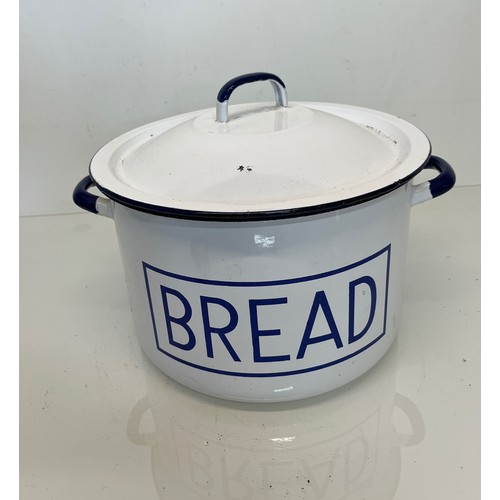 13 - Enamel bread bin 31 cm in diameter.

This lot is available for in-house shipping