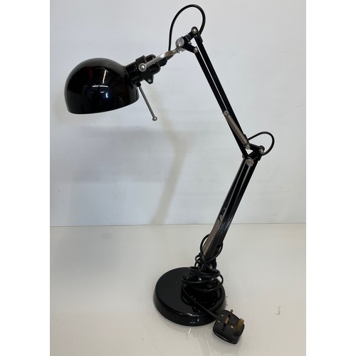 15 - Angle poise table lamp.

This lot is available for in-house shipping