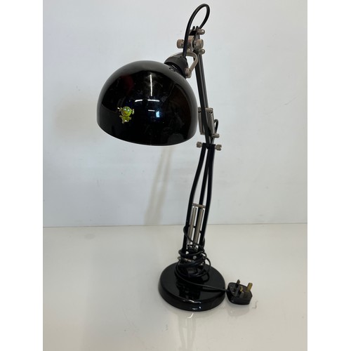 15 - Angle poise table lamp.

This lot is available for in-house shipping