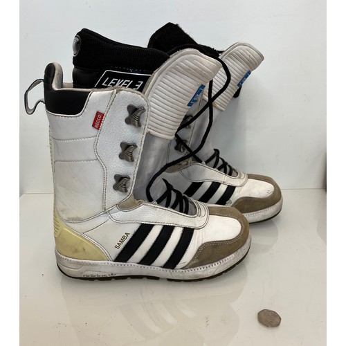 20 - Adidas Samba trainers design snow boarding boots with Continental branded soles, size UK 9.

This lo... 