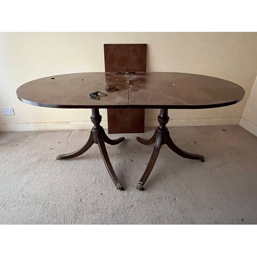 53 - Extending D end dinning table, single extension leaf.

This lot is collection only.