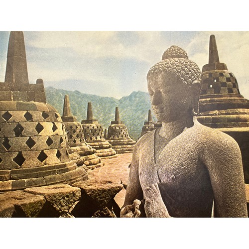 102 - Exhibition poster for Masterpieces in Buddhism and Hinduism in Indonesia Paris 1978, 66 cm x 46 cm.
... 