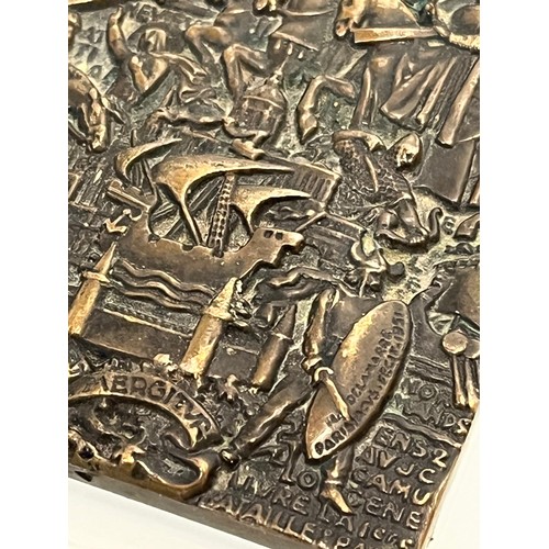 207 - Cast bronze plaque depicting Viking Norman Crusdaers and other invasion forces.

This lot is availab... 