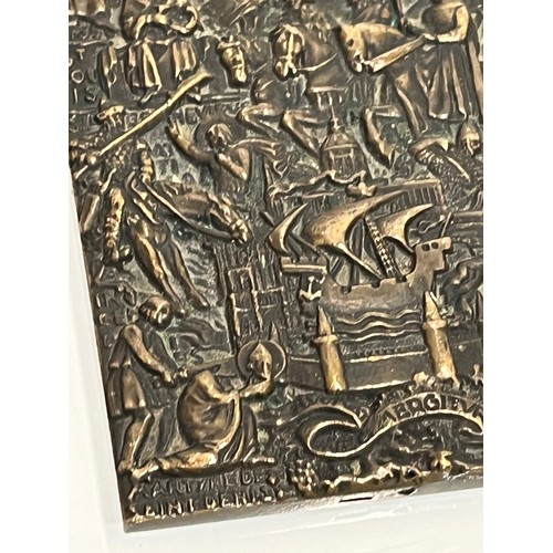 207 - Cast bronze plaque depicting Viking Norman Crusdaers and other invasion forces.

This lot is availab... 