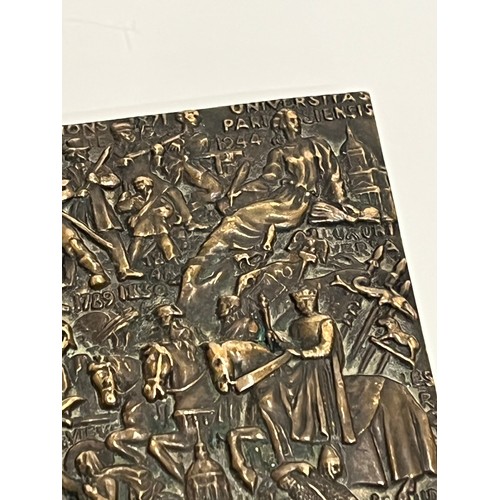 207 - Cast bronze plaque depicting Viking Norman Crusdaers and other invasion forces.

This lot is availab... 