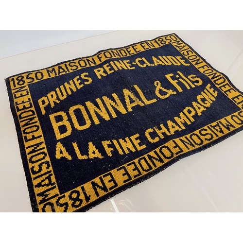 33 - Breweryana, a tapestry Champagne advertising mat 70 cm x 50 cm.

This lot is available for in-house ... 