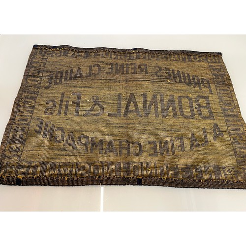 33 - Breweryana, a tapestry Champagne advertising mat 70 cm x 50 cm.

This lot is available for in-house ... 