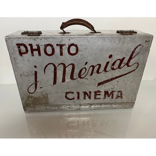 22 - Industrial luggage, photographic storage, an aluminium case marked for a photographer, 60 cm x 39 cm... 