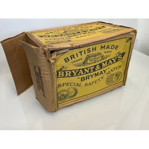 191 - Phillumeny, a large packing box advertising for Bryant and May matches. 47 cm x 30 cm x 32 cm.

This... 