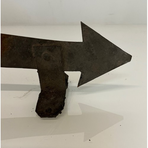 193 - Wrought iron blacksmith made directional arrow possibly from a weather vane. 50 cm long.

This lot i... 