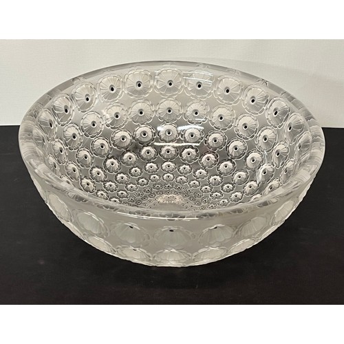 198 - Large Lalique textured cactus pattern glass bowl.

This lot is available for in-house shipping