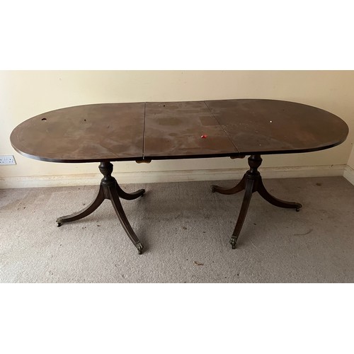 244 - Extending D end dinning table, single extension leaf.

This lot is collection only.