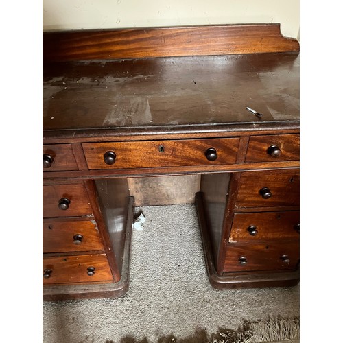 245 - Mahogany knee hole desk.

This lot is collection only.