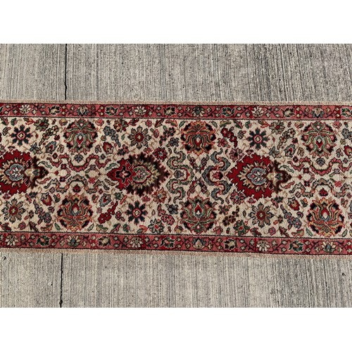 497 - A 6.2m long x 69 cm wide carpet, a good condition hall runner.


This lot is collection only